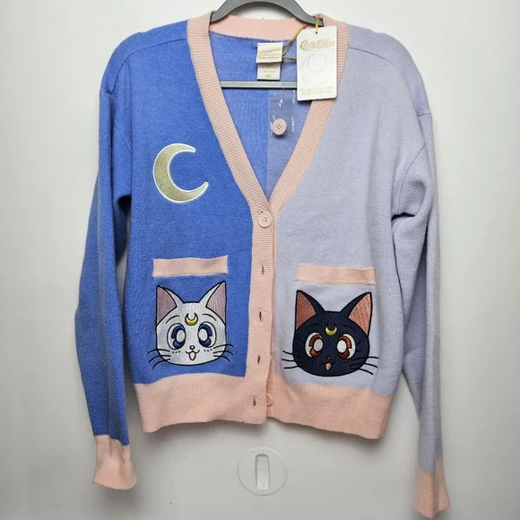 Sailor Moon Sweater Cardigan - Picture 2 of 9